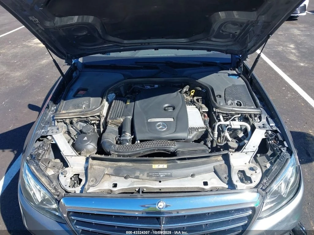 Mercedes-Benz E 300 * 4MATIC * CARFAX *    | Mobile.bg   10