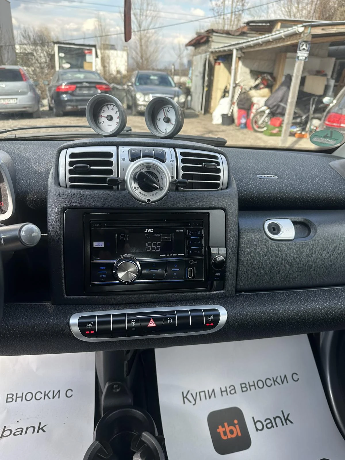 Smart Fortwo 1.0i Aвтоматик, снимка 15 - Автомобили и джипове - 54056537