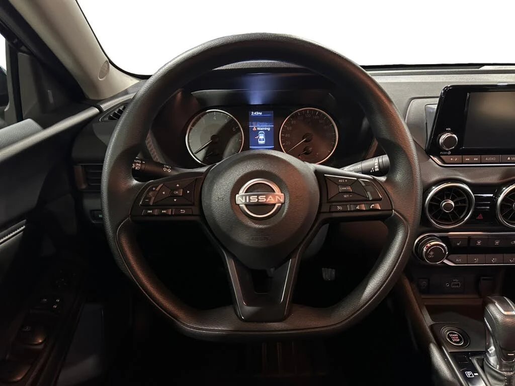 Nissan Sentra S FWD АвтоКредит  (ЦЕНА ДО БГ), снимка 8 - Автомобили и джипове - 54060020