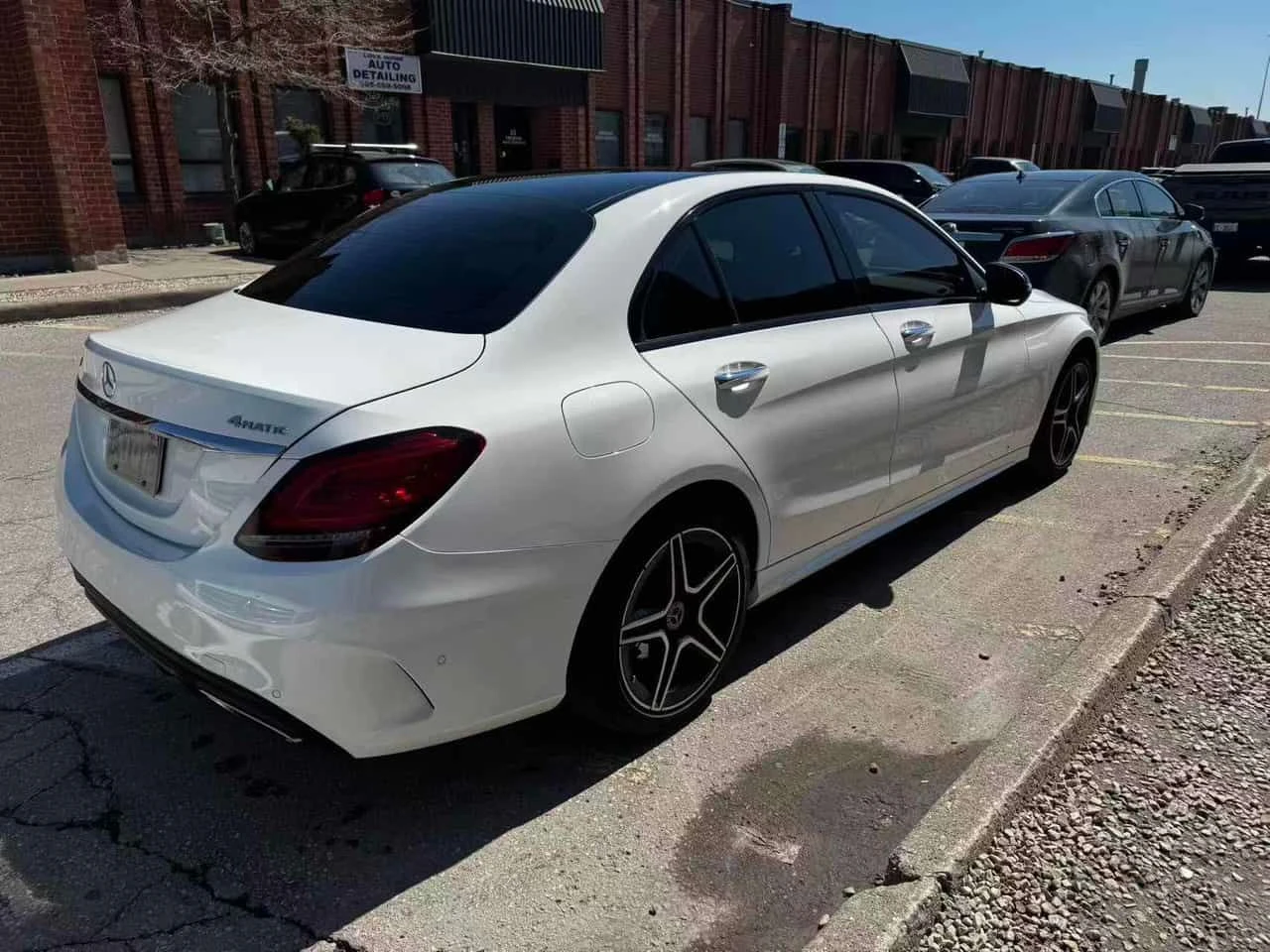 Mercedes-Benz C 300 4 MATIC * CARFAX * BURMESTER * ПАНО * KEYLESS, снимка 4 - Автомобили и джипове - 54141346