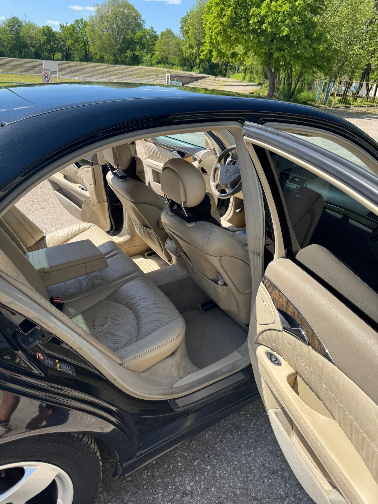 Mercedes-Benz E 220, снимка 6 - Автомобили и джипове - 54331265