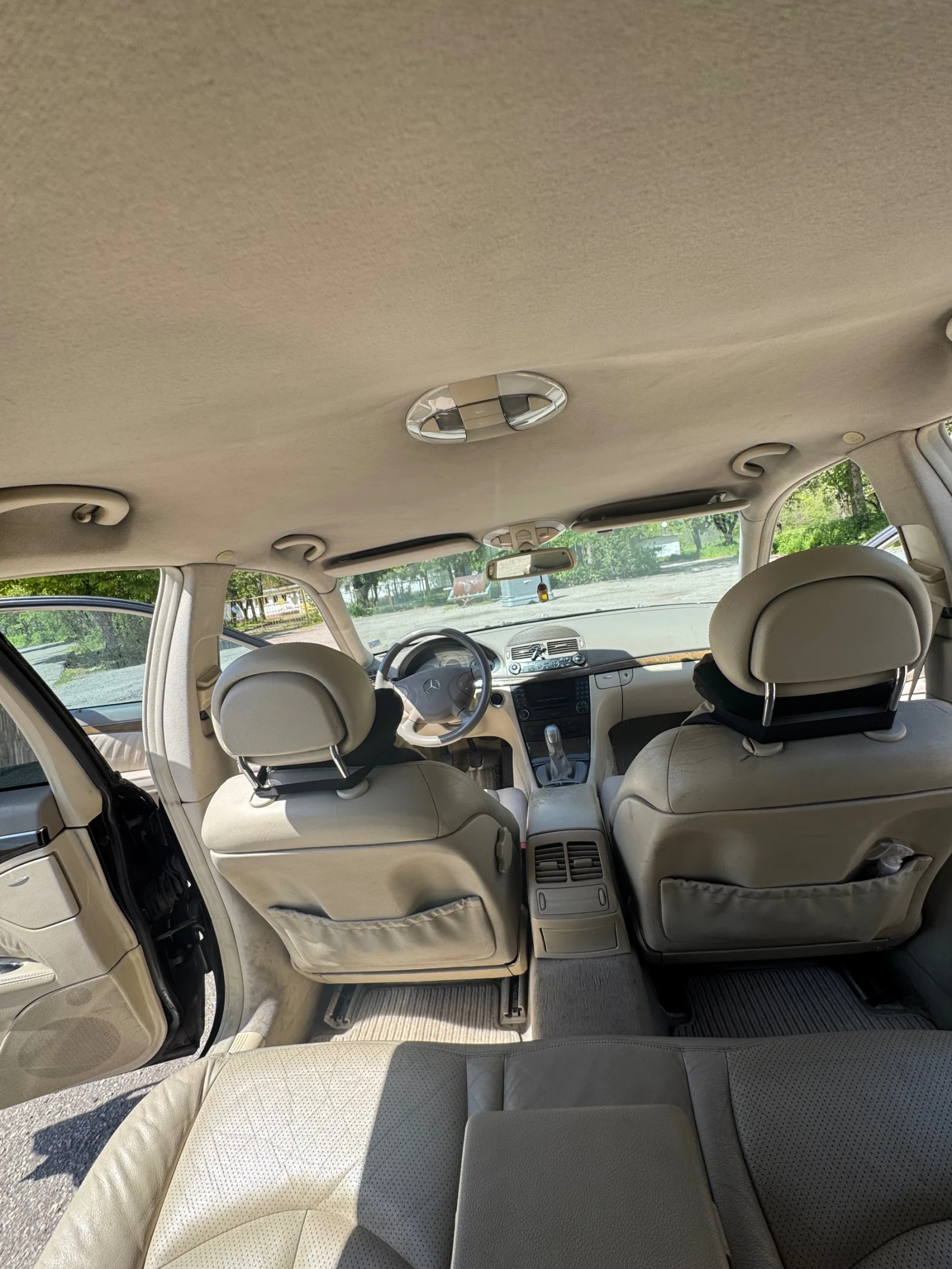 Mercedes-Benz E 220, снимка 5 - Автомобили и джипове - 54331265