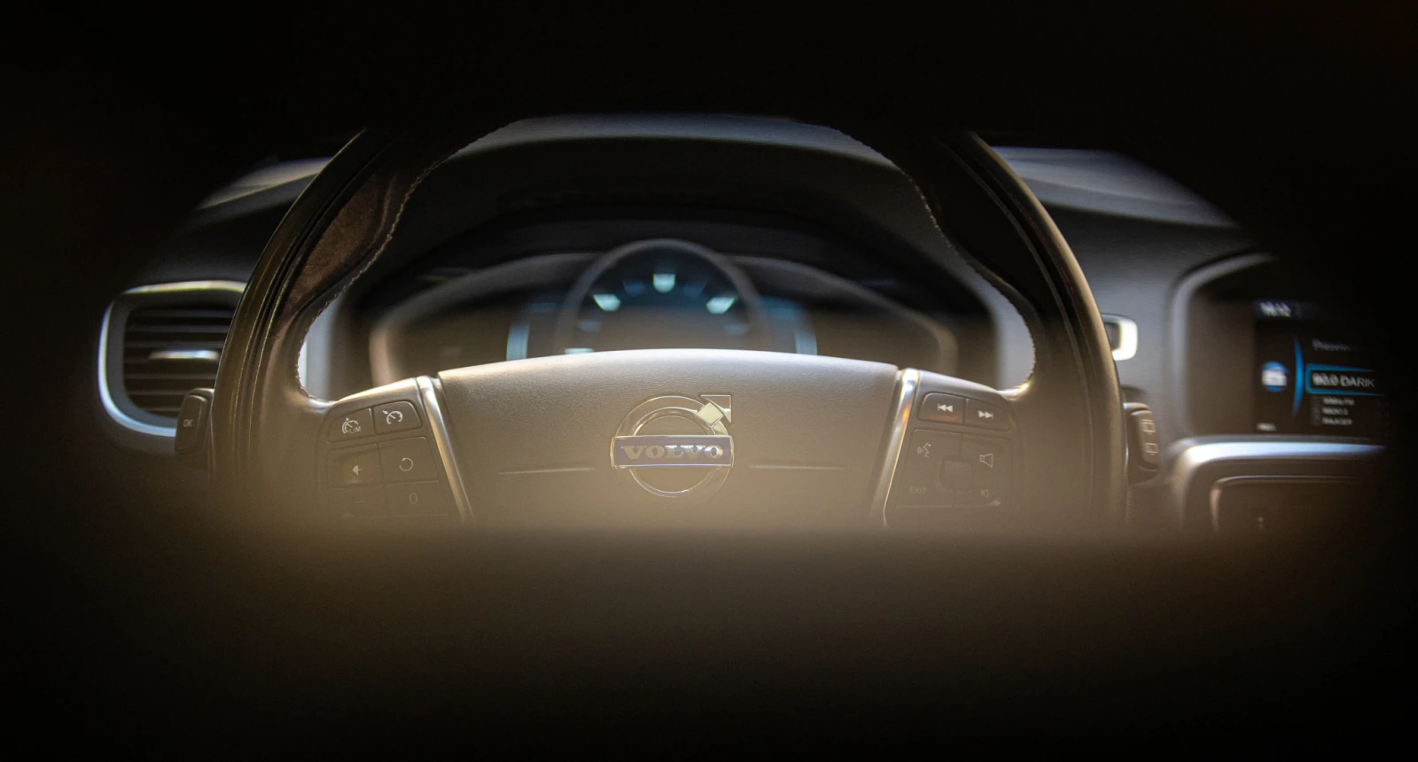 Volvo V60 Plug-in hybrid, снимка 10 - Автомобили и джипове - 54542475