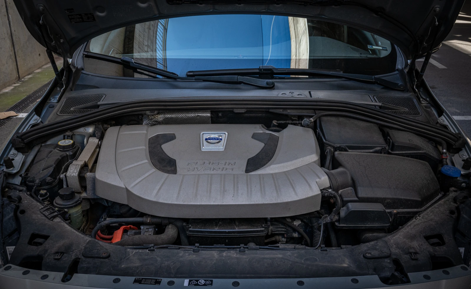 Volvo V60 Plug-in hybrid, снимка 17 - Автомобили и джипове - 54542475