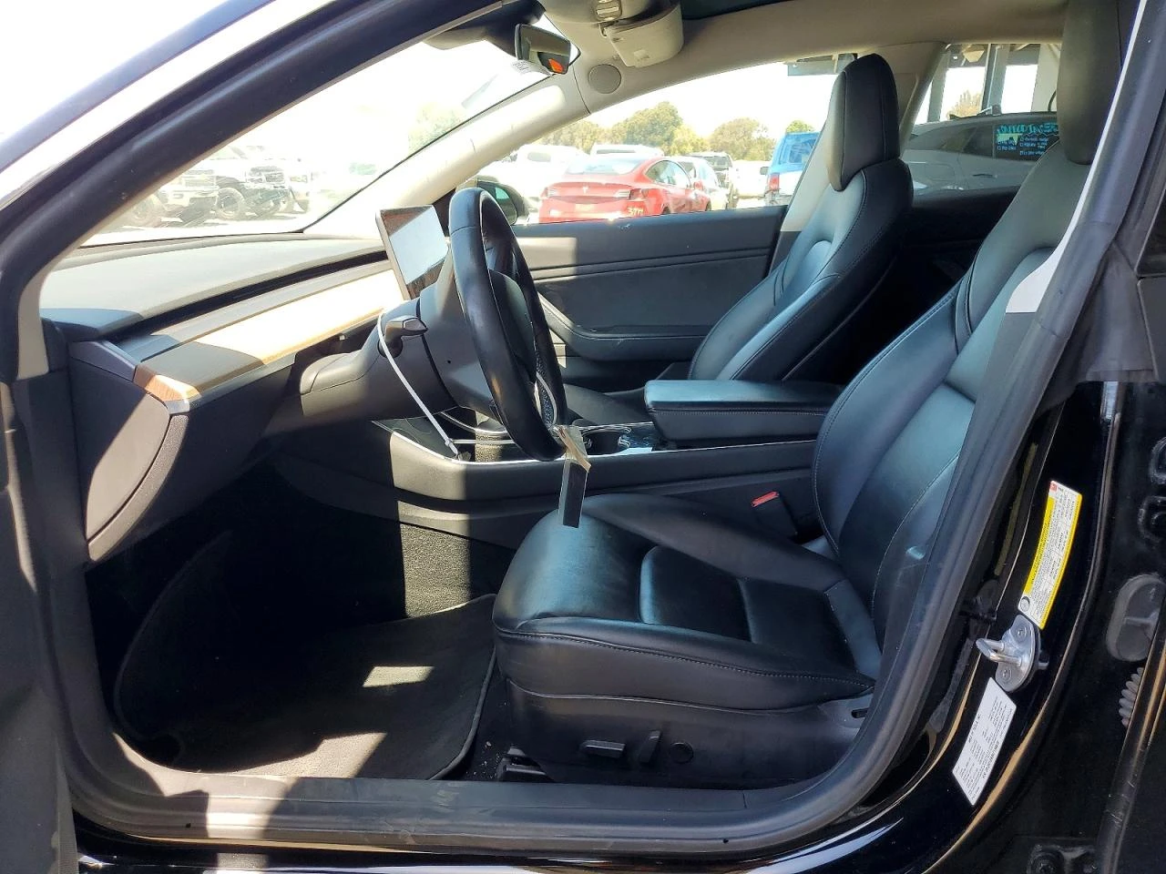 Tesla Model 3, снимка 7 - Автомобили и джипове - 54647776