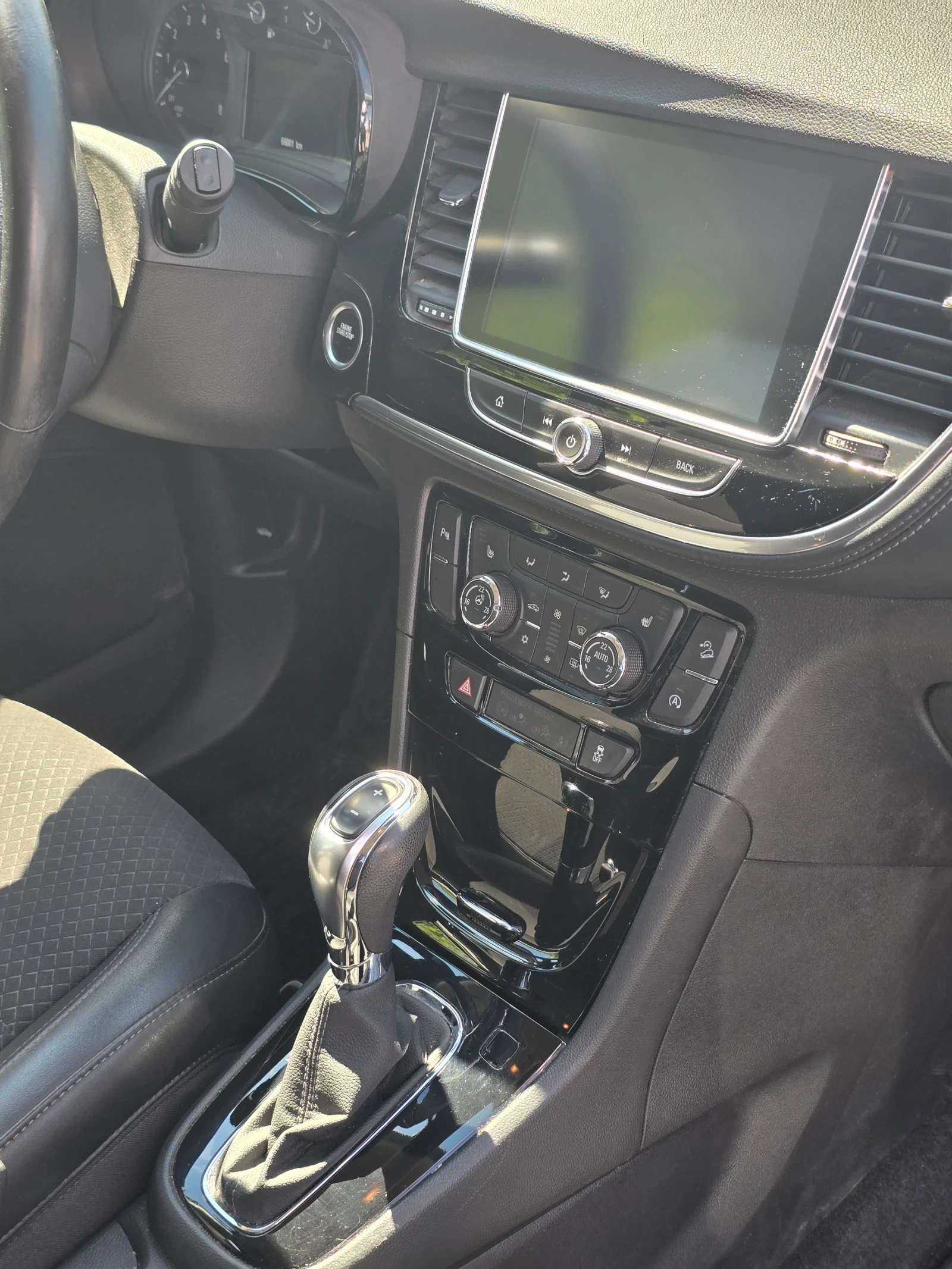 Opel Mokka X, снимка 10 - Автомобили и джипове - 54693020