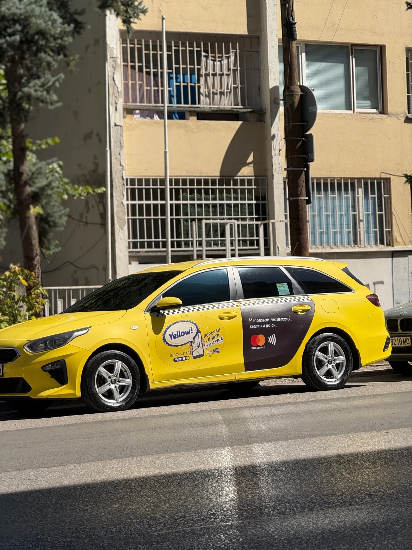Kia Ceed 1.4, снимка 6 - Автомобили и джипове - 54701225