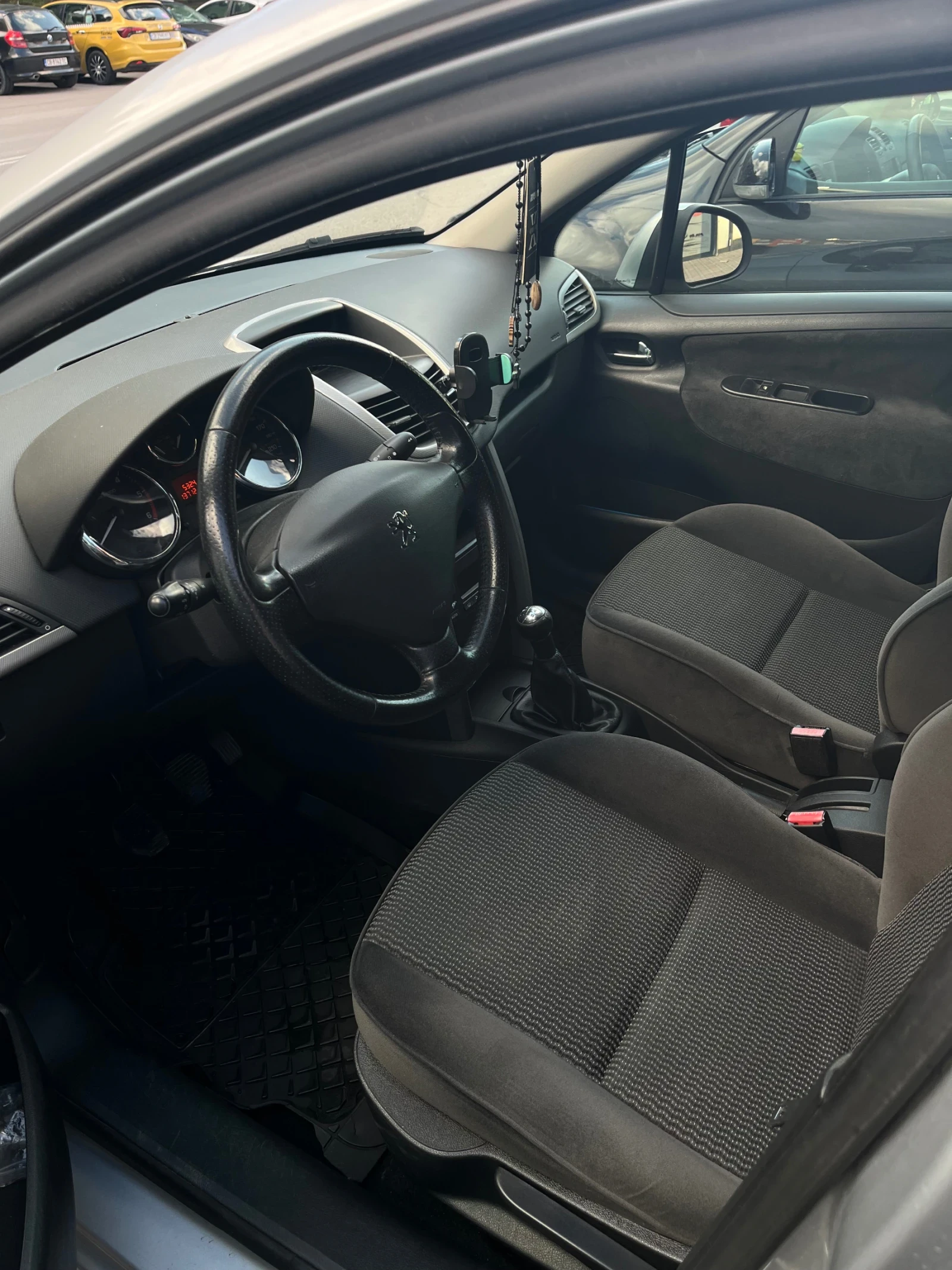 Peugeot 207 на реални километри, снимка 5 - Автомобили и джипове - 54716962