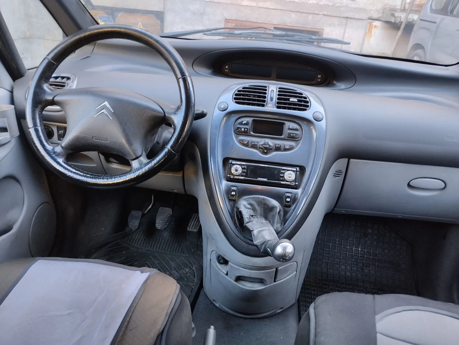Citroen Xsara picasso, снимка 6 - Автомобили и джипове - 54780886