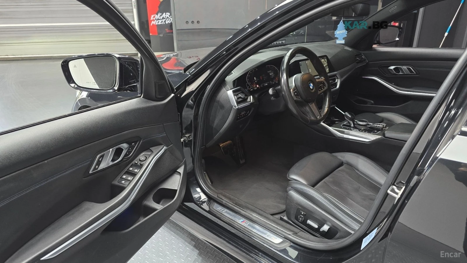 BMW 320 M* SPORT* HEADUP* КАМЕРА* SUNROOF, снимка 8 - Автомобили и джипове - 54813087