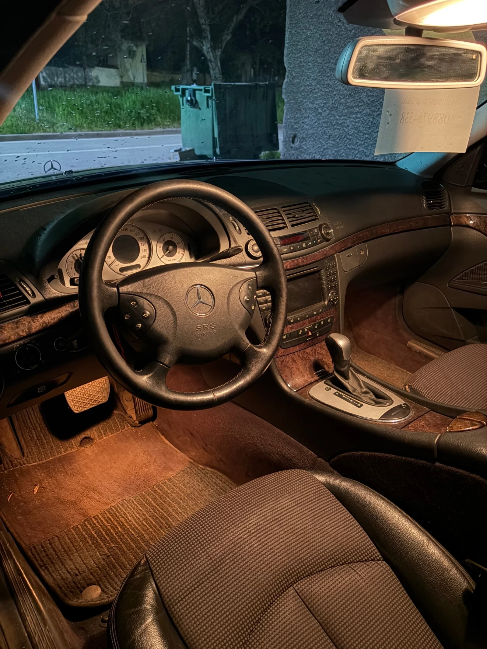Mercedes-Benz E 280, снимка 3 - Автомобили и джипове - 55013926