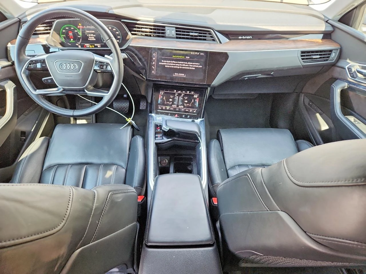Audi E-Tron Prestige, снимка 8 - Автомобили и джипове - 55534768