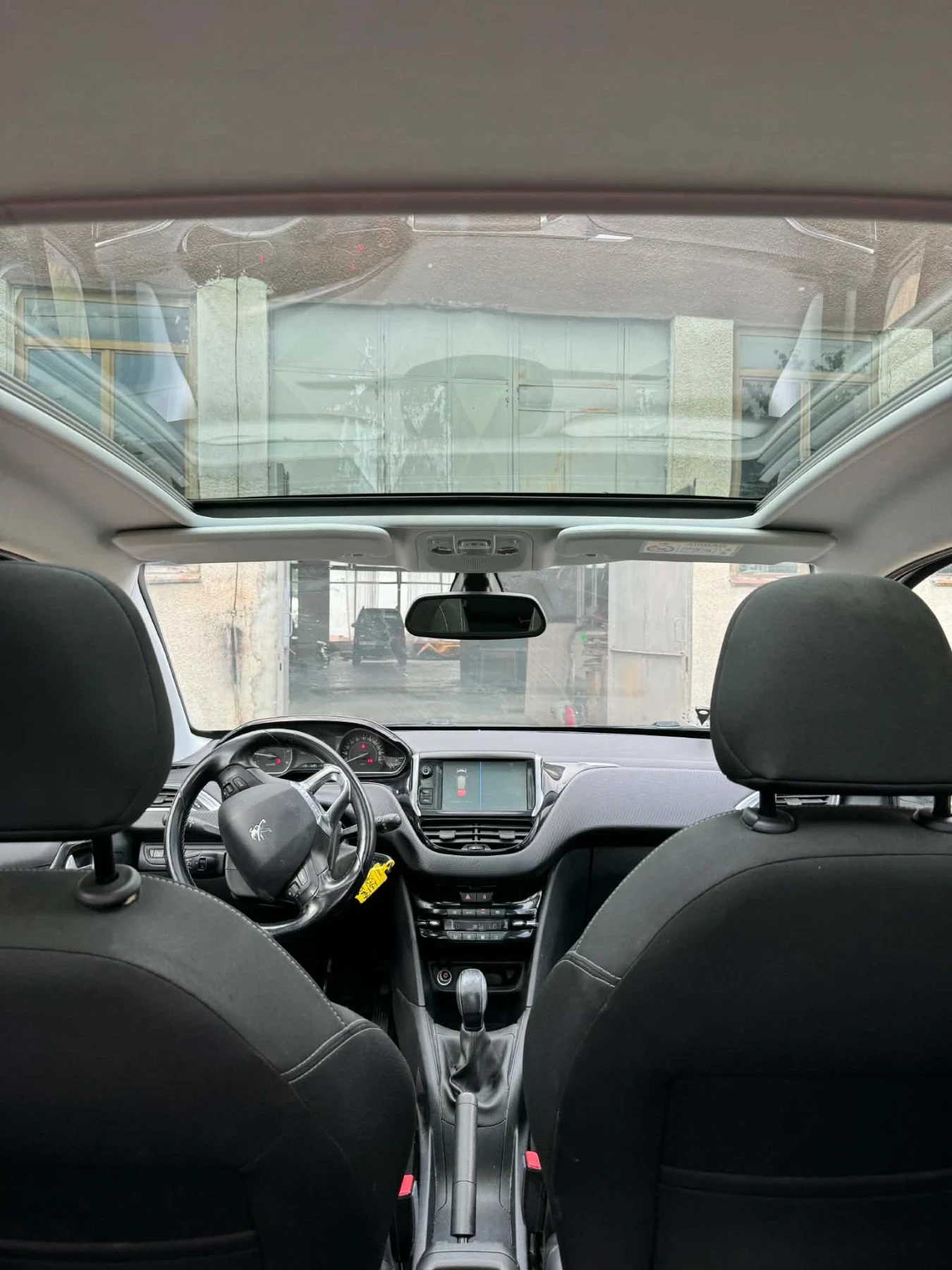 Peugeot 208 1 6GT LINE, снимка 5 - Автомобили и джипове - 55661198
