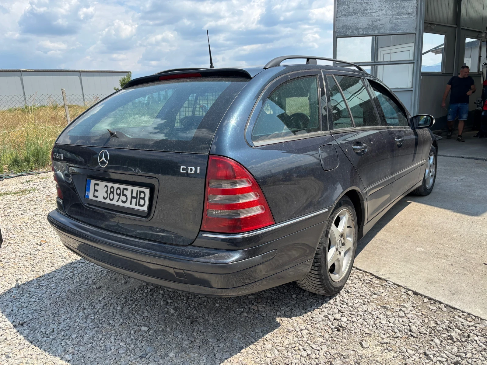 Mercedes-Benz C 220, снимка 4 - Автомобили и джипове - 55667759