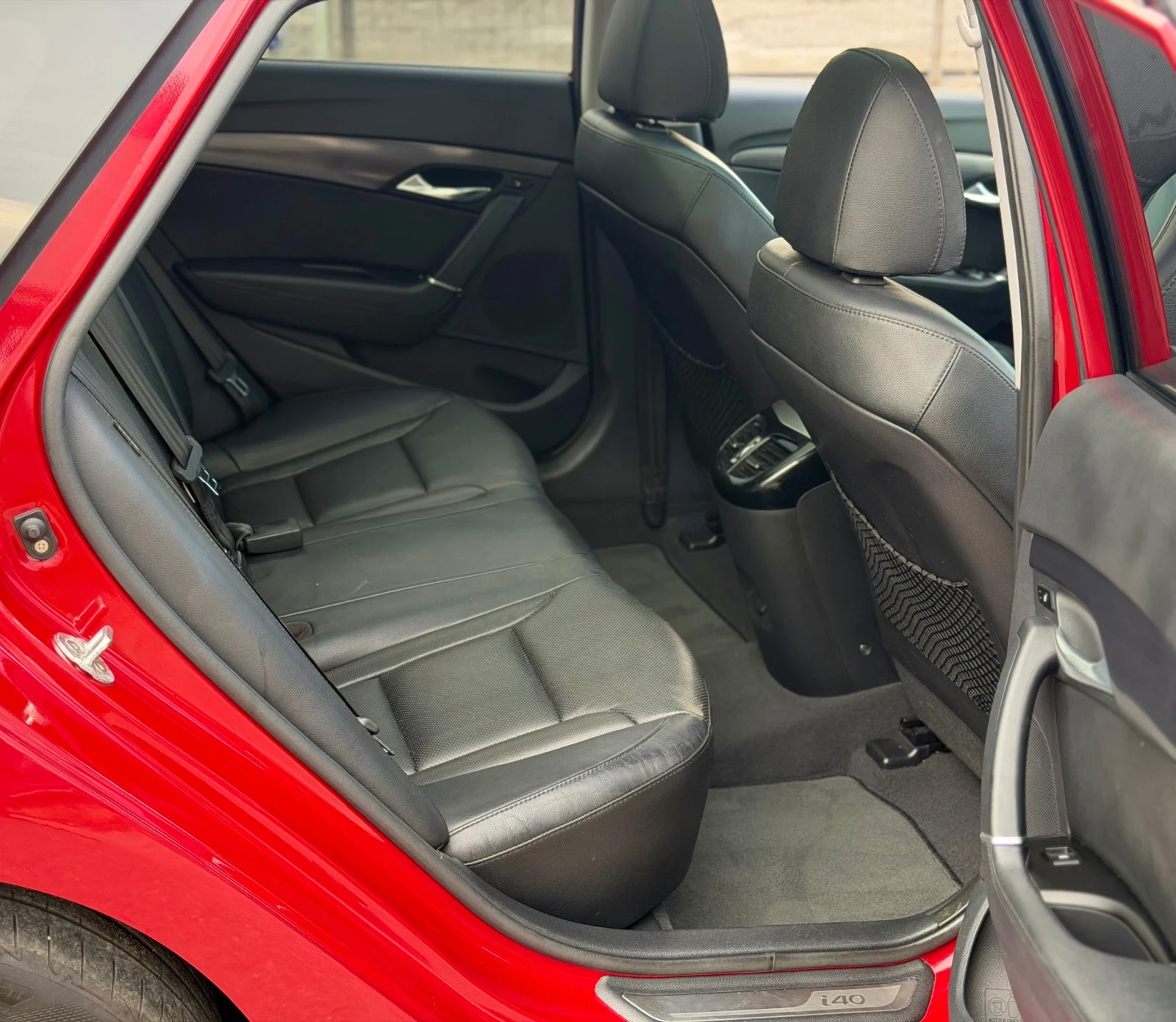 Hyundai I40 1.7crdi Premium Keyless Panorama Обдухване 179хил , снимка 8 - Автомобили и джипове - 55791684