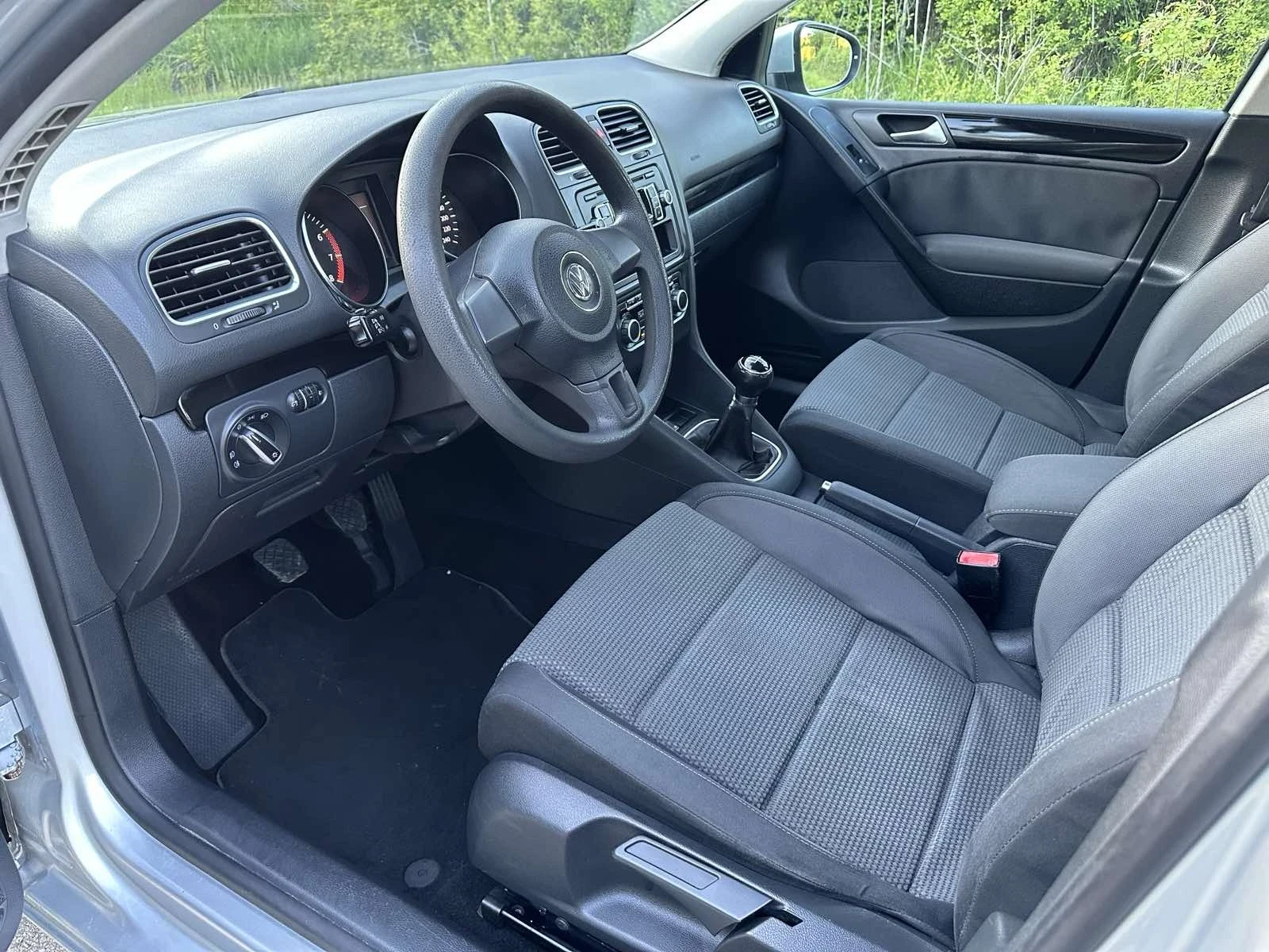 VW Golf 1.6/102к  ГАЗ, снимка 6 - Автомобили и джипове - 55840614