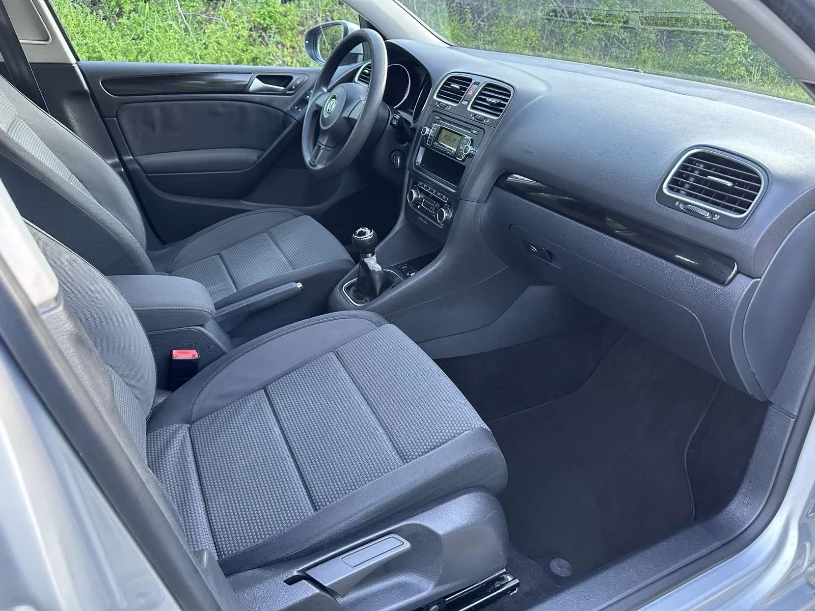 VW Golf 1.6/102к  ГАЗ, снимка 7 - Автомобили и джипове - 55840614