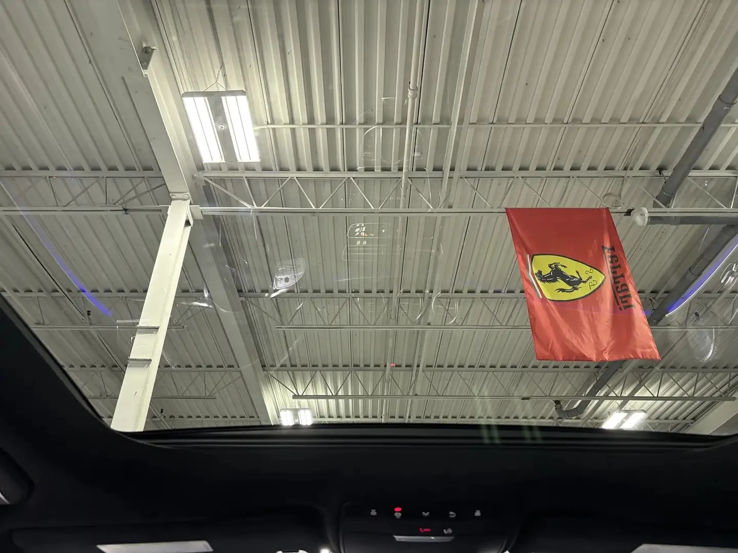 Mercedes-Benz E 63 AMG S FULL ���� �� �������� ���������� | Mobile.bg � ����������� 16