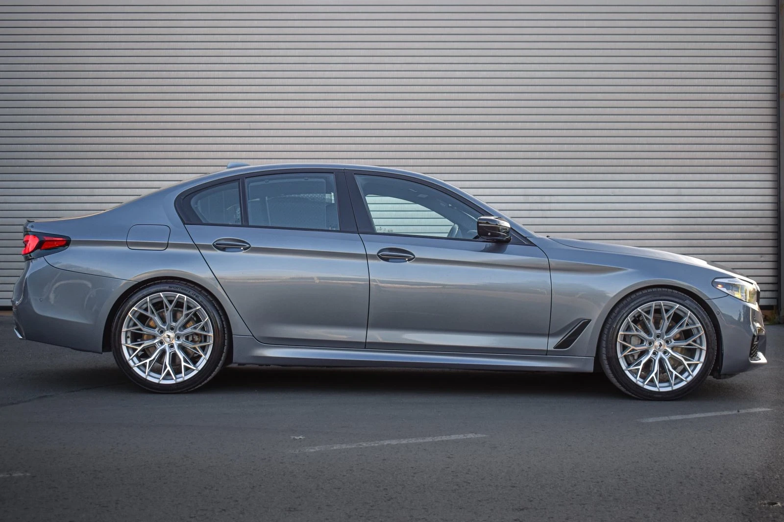 BMW 540 B58/FULL/ТОП СЪСТОЯНИЕ!, снимка 5 - Автомобили и джипове - 55963830