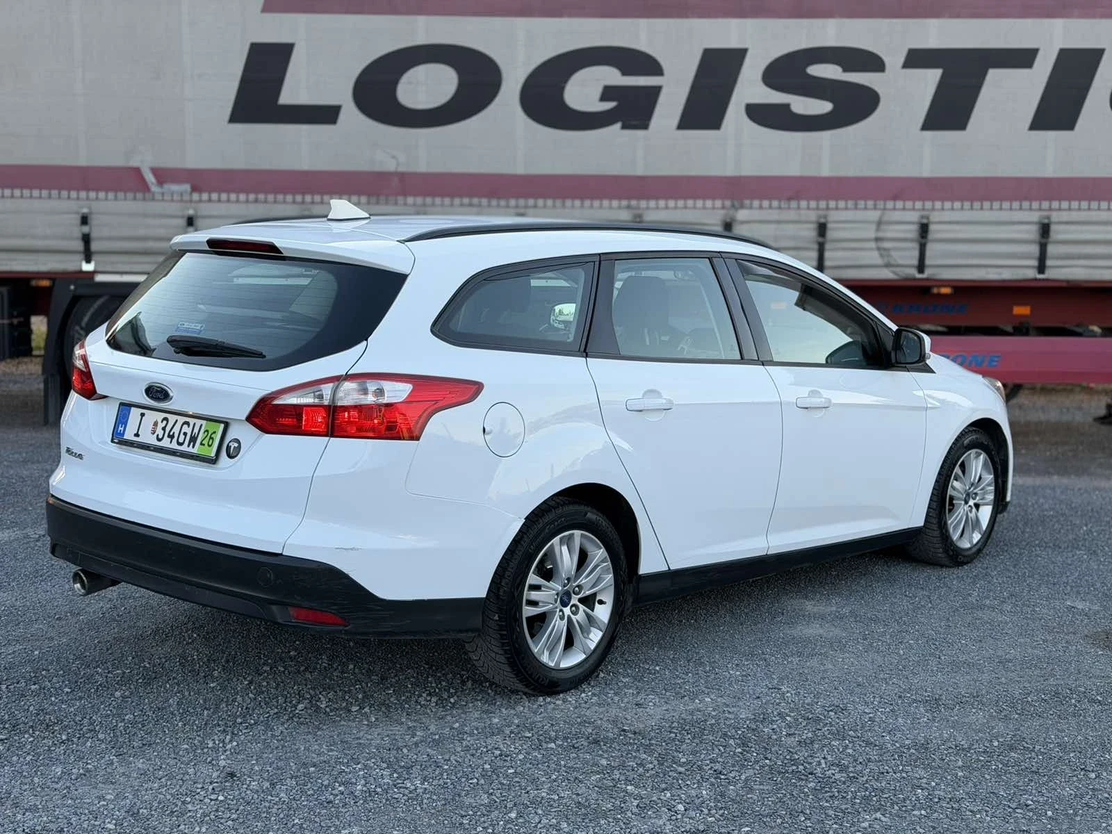 Ford Focus Ford Focus 1.6-95кс-6 скорости-КЛИМАТ, снимка 4 - Автомобили и джипове - 56318780