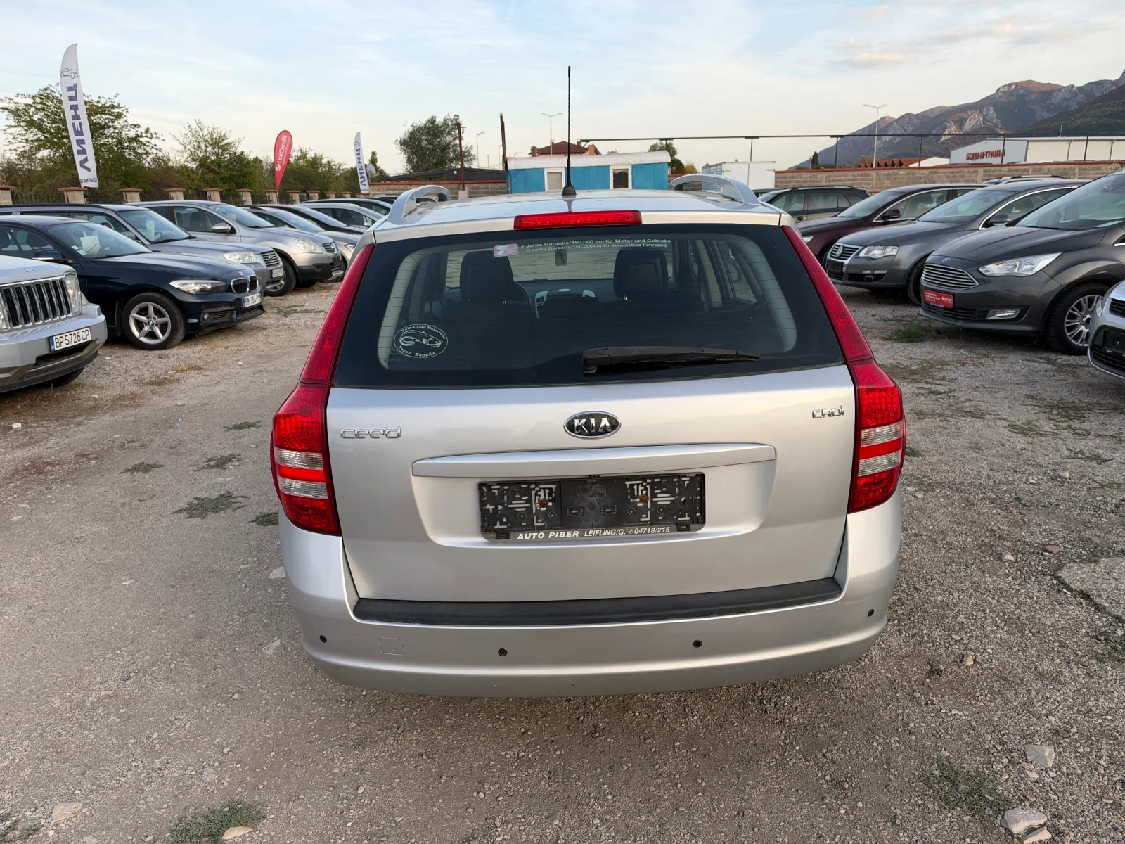 Kia Ceed 1.6 CRDI 72000k� | Mobile.bg � ����������� 7
