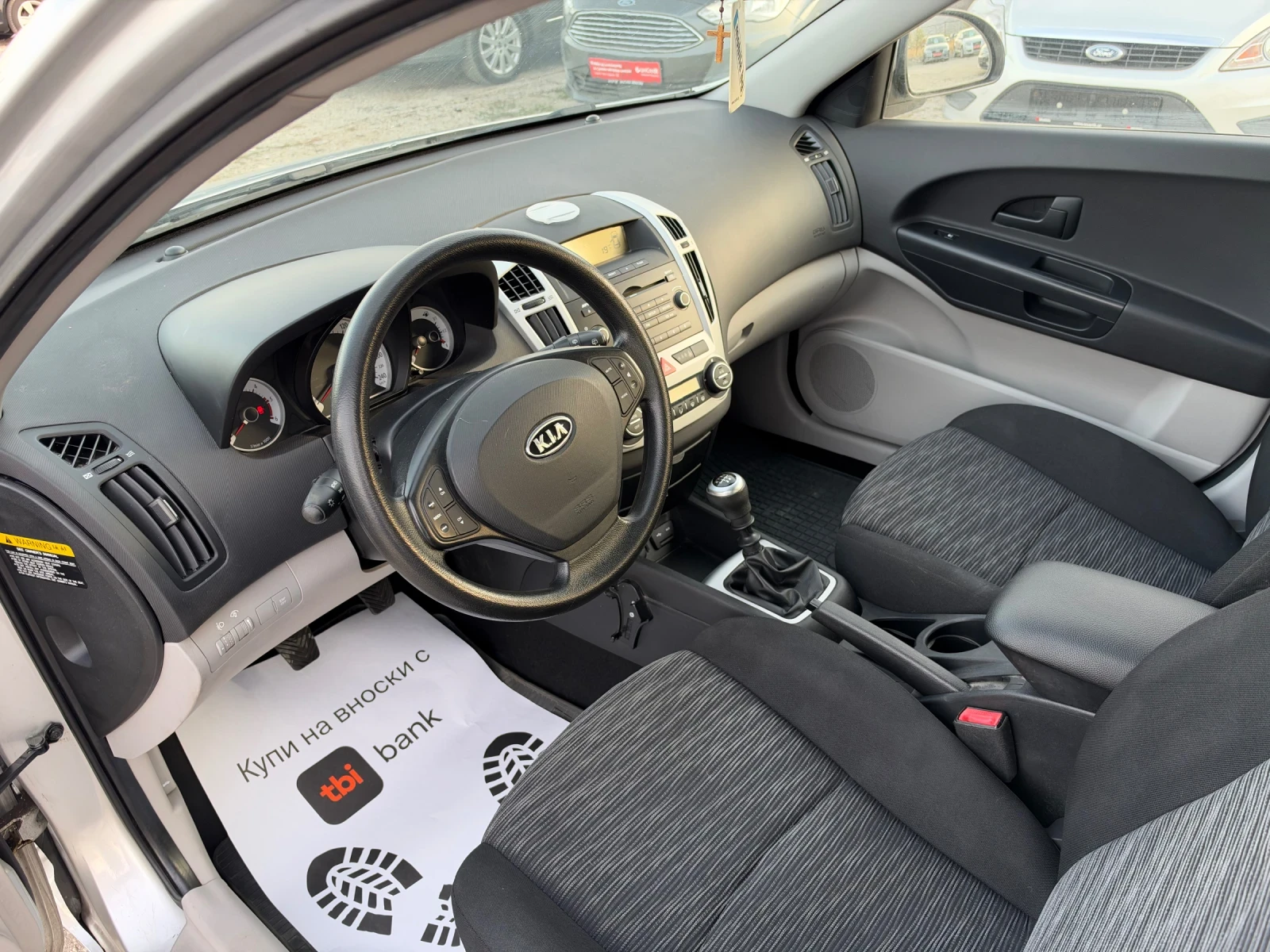 Kia Ceed 1.6 CRDI 72000k� | Mobile.bg � ����������� 10