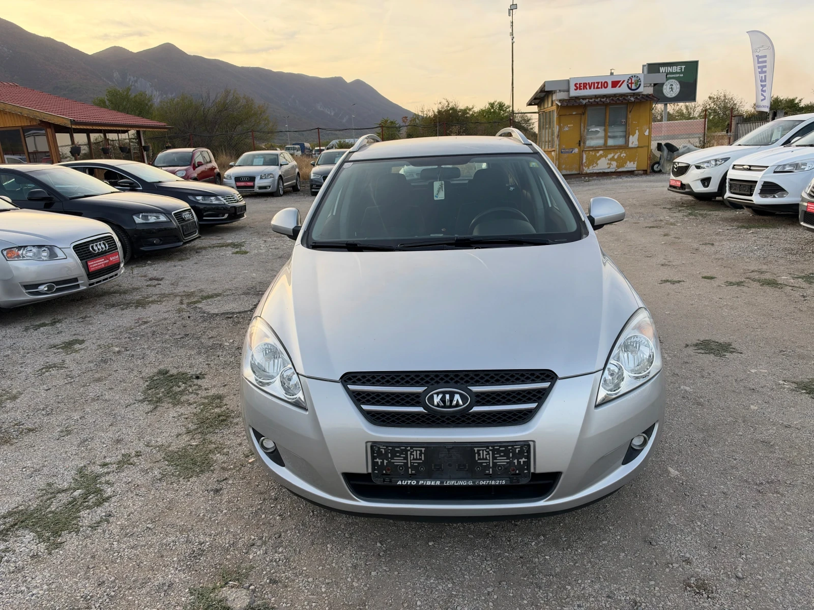 Kia Ceed 1.6 CRDI 72000k� | Mobile.bg � ����������� 3