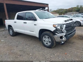 Toyota Tundra 5.7l Sr5, снимка 2