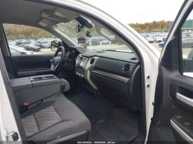 Toyota Tundra 5.7l Sr5, снимка 5