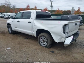Toyota Tundra 5.7l Sr5, снимка 3