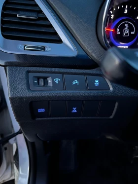 Hyundai Santa fe 2.2D 4x4 Подгреви* Камера* Keyless* FULL, снимка 10