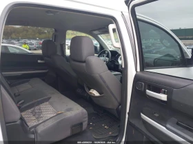 Toyota Tundra 5.7l Sr5, снимка 8 - Автомобили и джипове - 53662046