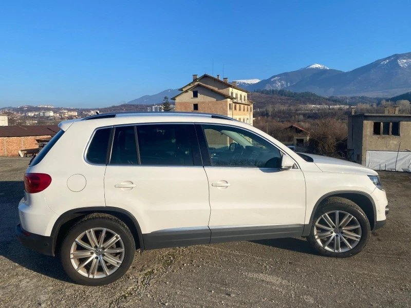 VW Tiguan SPORT, снимка 6 - Автомобили и джипове - 46689875