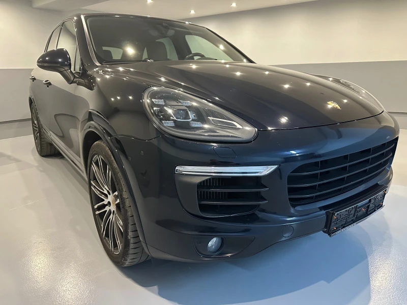 Porsche Cayenne S Diesel FACELIFT Panorama LED Kamera Luft , снимка 2 - Автомобили и джипове - 45227025