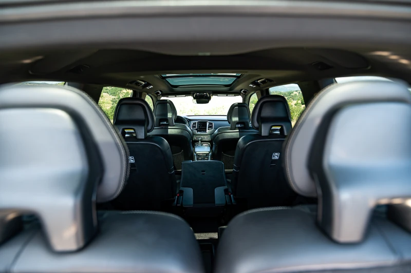 Volvo Xc90 T6 R-Design , снимка 13 - Автомобили и джипове - 51664037