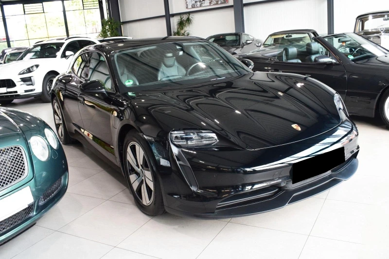 Porsche Macan SPORT-TURISMO* 93kW* PANO* DISTR* CAM* LED* , снимка 3 - Автомобили и джипове - 52132153