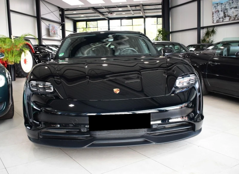 Porsche Macan SPORT-TURISMO* 93kW* PANO* DISTR* CAM* LED* , снимка 2 - Автомобили и джипове - 52132153