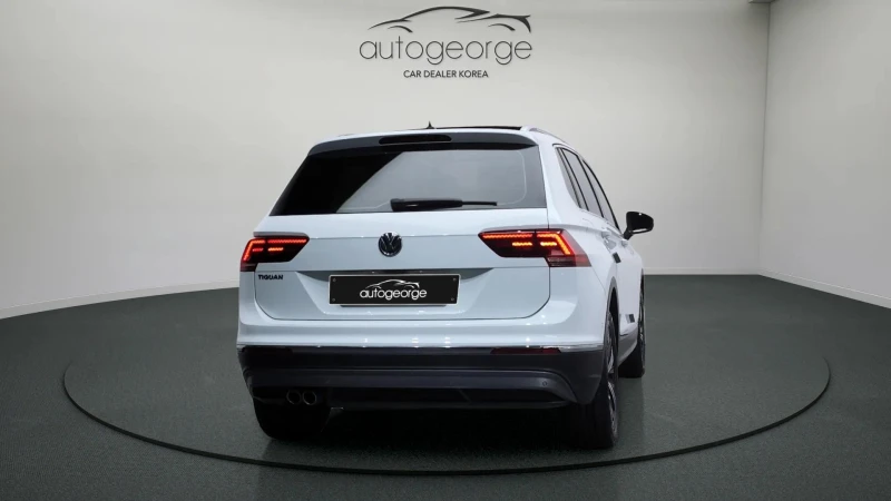 VW Tiguan 2.0TDI PRESTIGE , снимка 4 - Автомобили и джипове - 52536022
