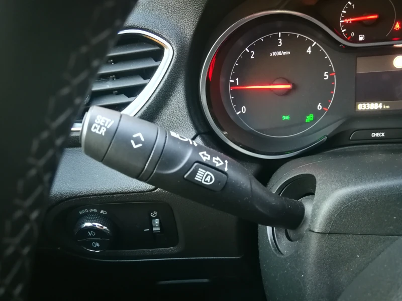 Opel Grandland X 1, 6 CDTI* Automatic* Toп Състояние!, снимка 12 - Автомобили и джипове - 52998309