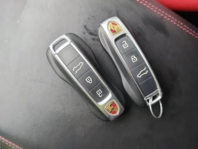 Porsche Cayenne * PLATINUM EDITION * CARFAX * БЕЗ ПЪРВОНАЧАЛНА ВНО, снимка 8 - Автомобили и джипове - 53199213