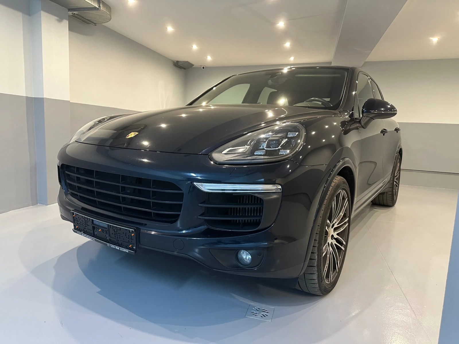 Porsche Cayenne S Diesel FACELIFT Panorama LED Kamera Luft  - [1] 