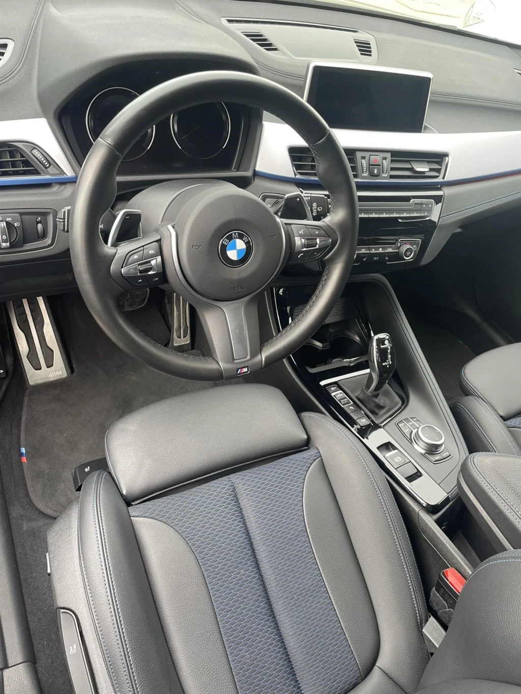 BMW X2 xDrive20i - изображение 6