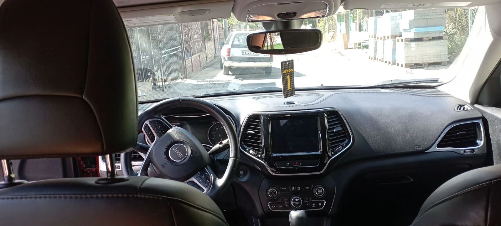 Jeep Cherokee 2.4 - изображение 6