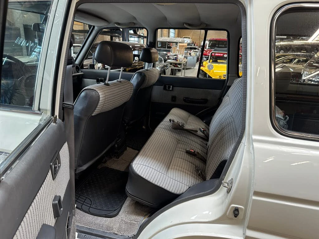 Toyota Land cruiser 1988 Toyota Land Cruiser 60 Series 4WD | Mobile.bg � ����������� 17