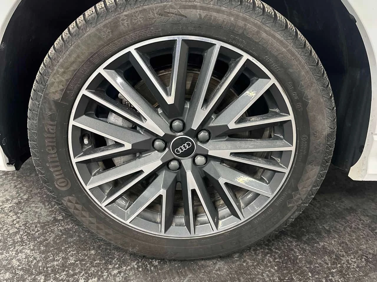 Audi Q3 * Komfort * CARFAX * ЦЕНА ДО БГ - изображение 6