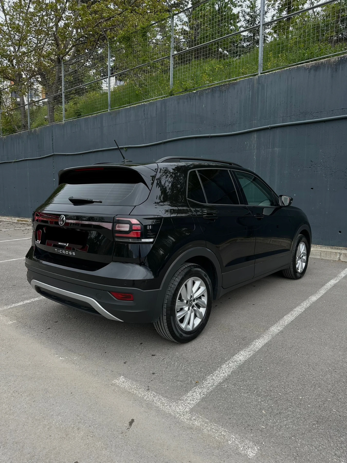 VW T-Cross 1.0 TSI DSG АВТОМАТИК, снимка 6 - Автомобили и джипове - 54415784