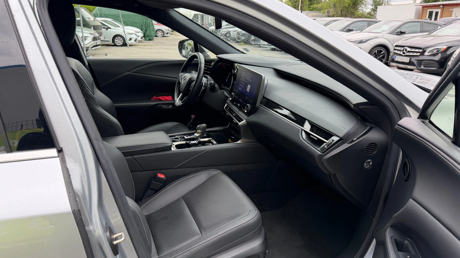 Lexus RX 450h plus Plug In Hybrid в Гаранция, снимка 11 - Автомобили и джипове - 54478750