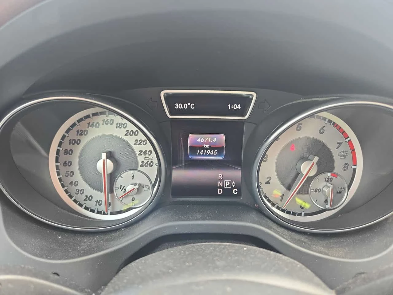 Mercedes-Benz GLA * 250 * АВТОКРЕДИТ БЕЗ ПЪРВОНАЧАЛНА ВНОСКА, снимка 8 - Автомобили и джипове - 54628775