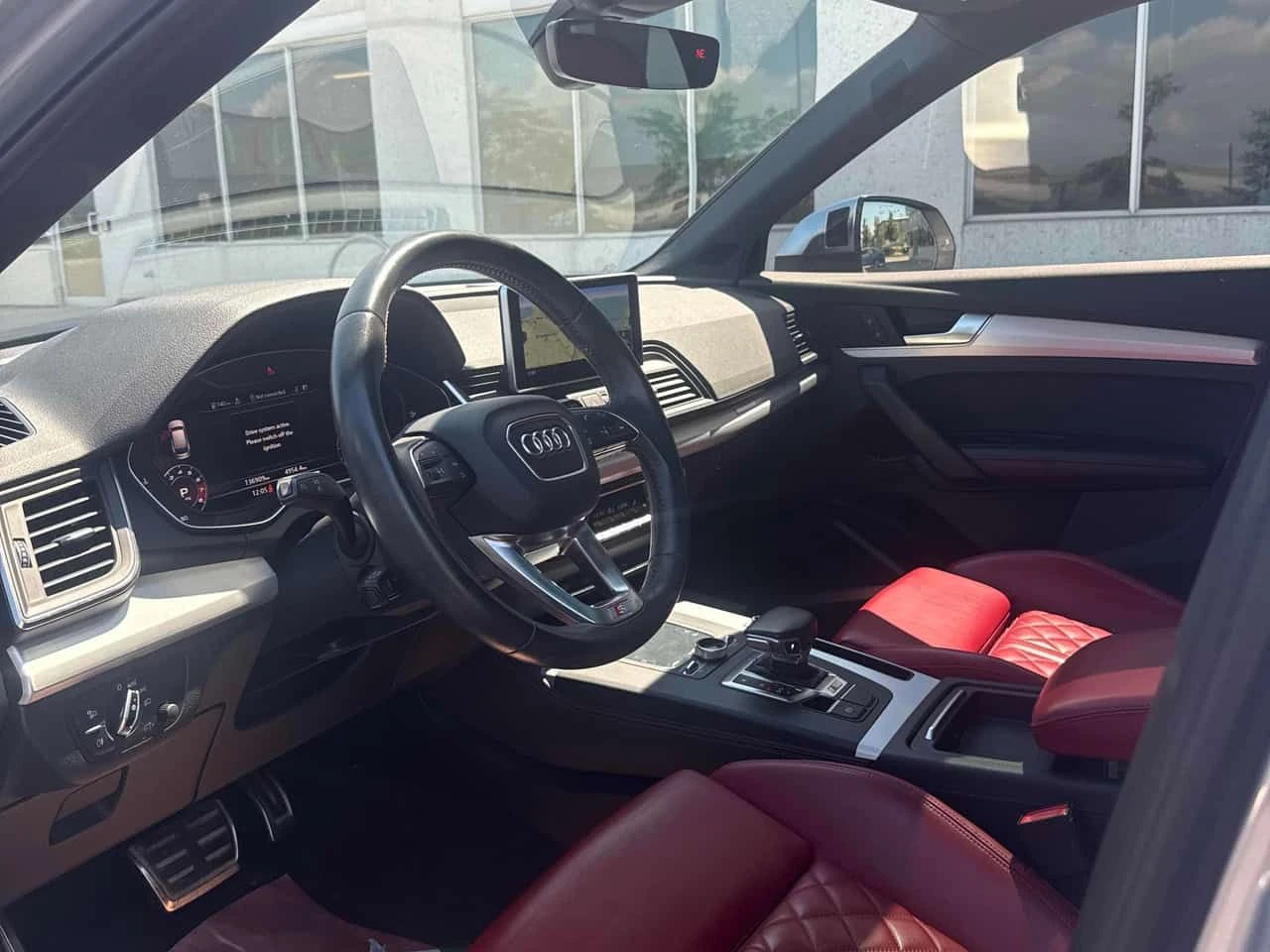 Audi SQ5 * Technik * CARFAX * ОПЦИЯ ЗА ФИНАНСИРАНЕ , снимка 5 - Автомобили и джипове - 55316904