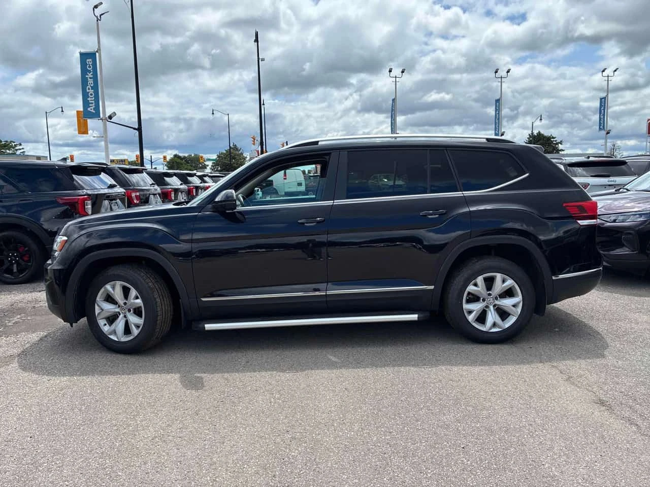 VW Atlas * Highline * CARFAX * БЕЗ ПЪРВОНАЧАЛНА ВНОСКА, снимка 2 - Автомобили и джипове - 55662934